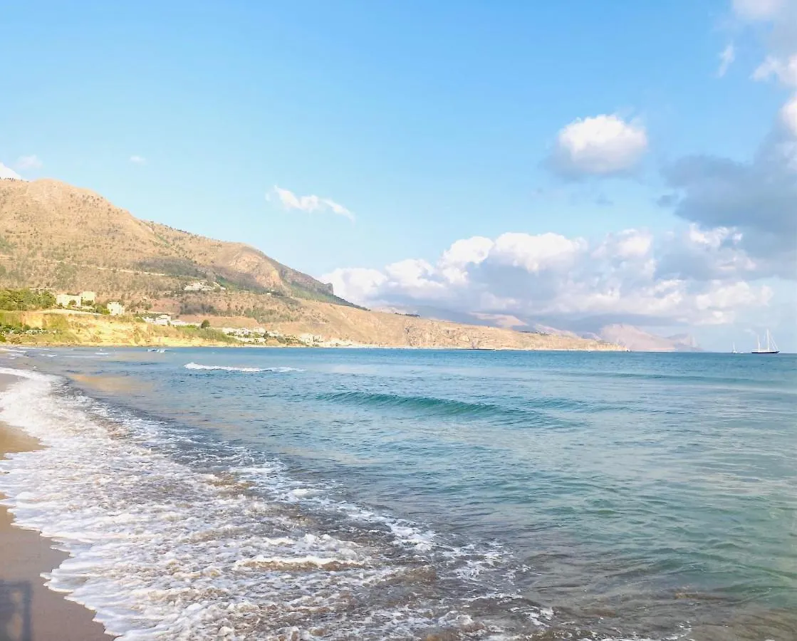 Casa Sulla Spiaggia Castellammare del Golfo Apartment